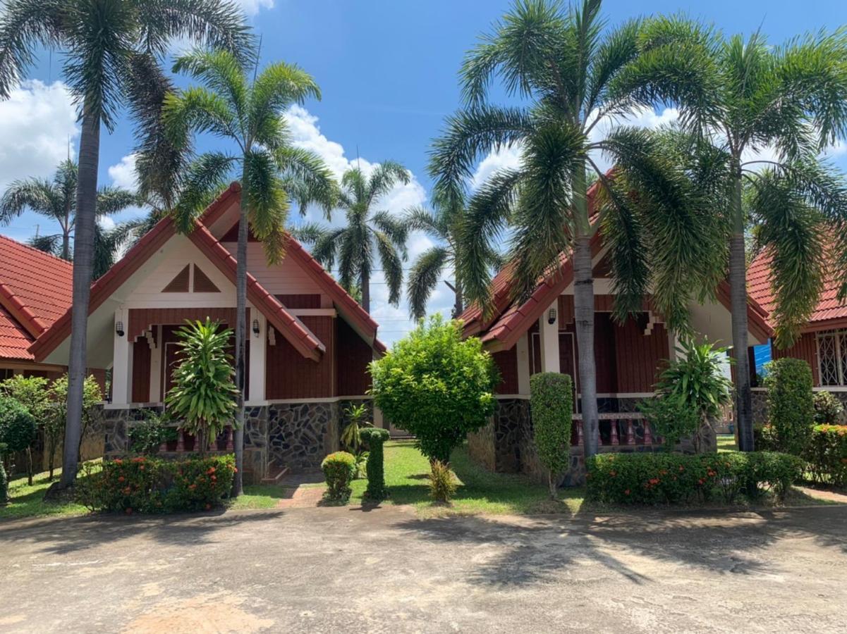 Bunraksa Resort Kamphaeng Phet Esterno foto