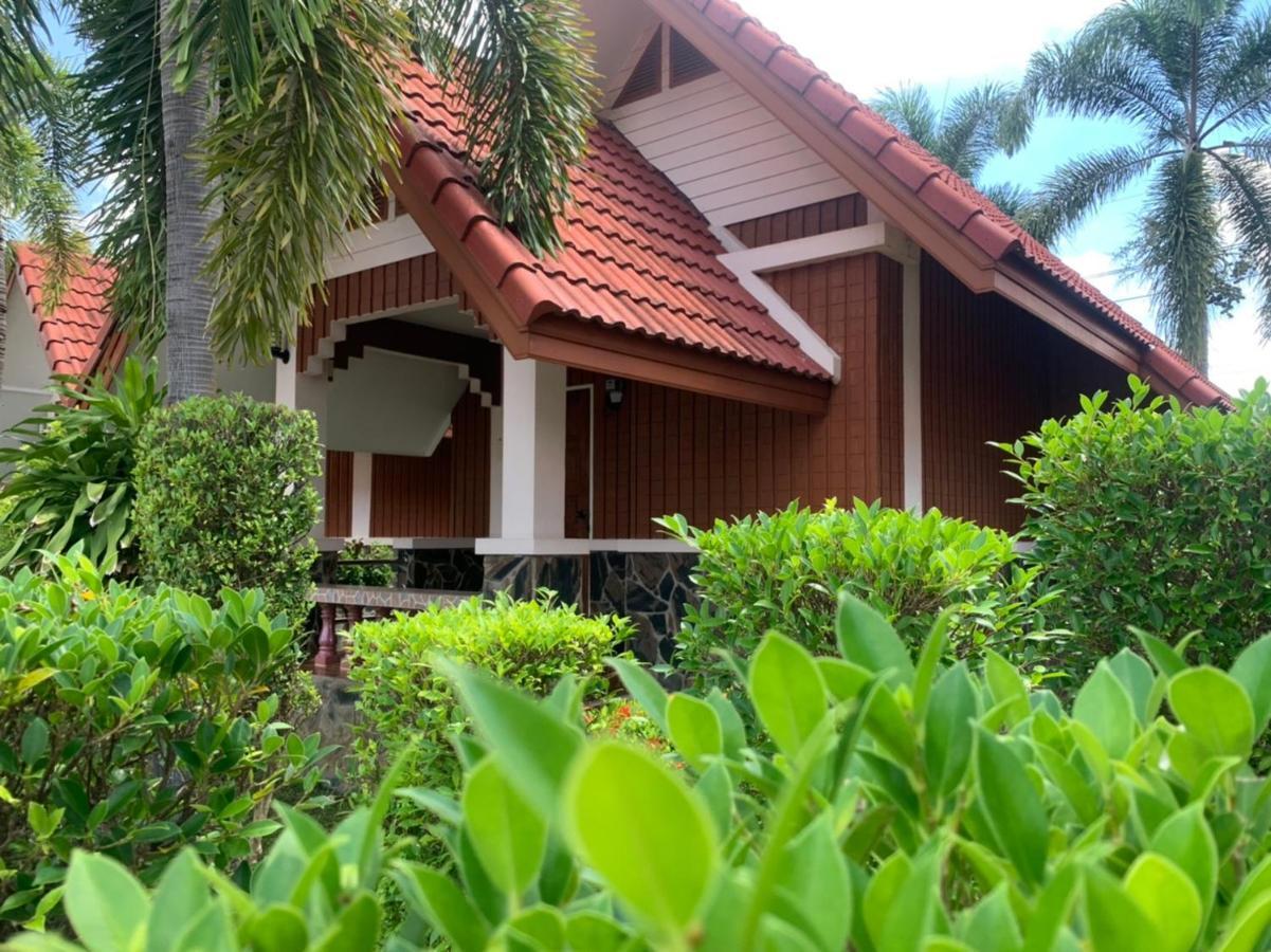 Bunraksa Resort Kamphaeng Phet Esterno foto