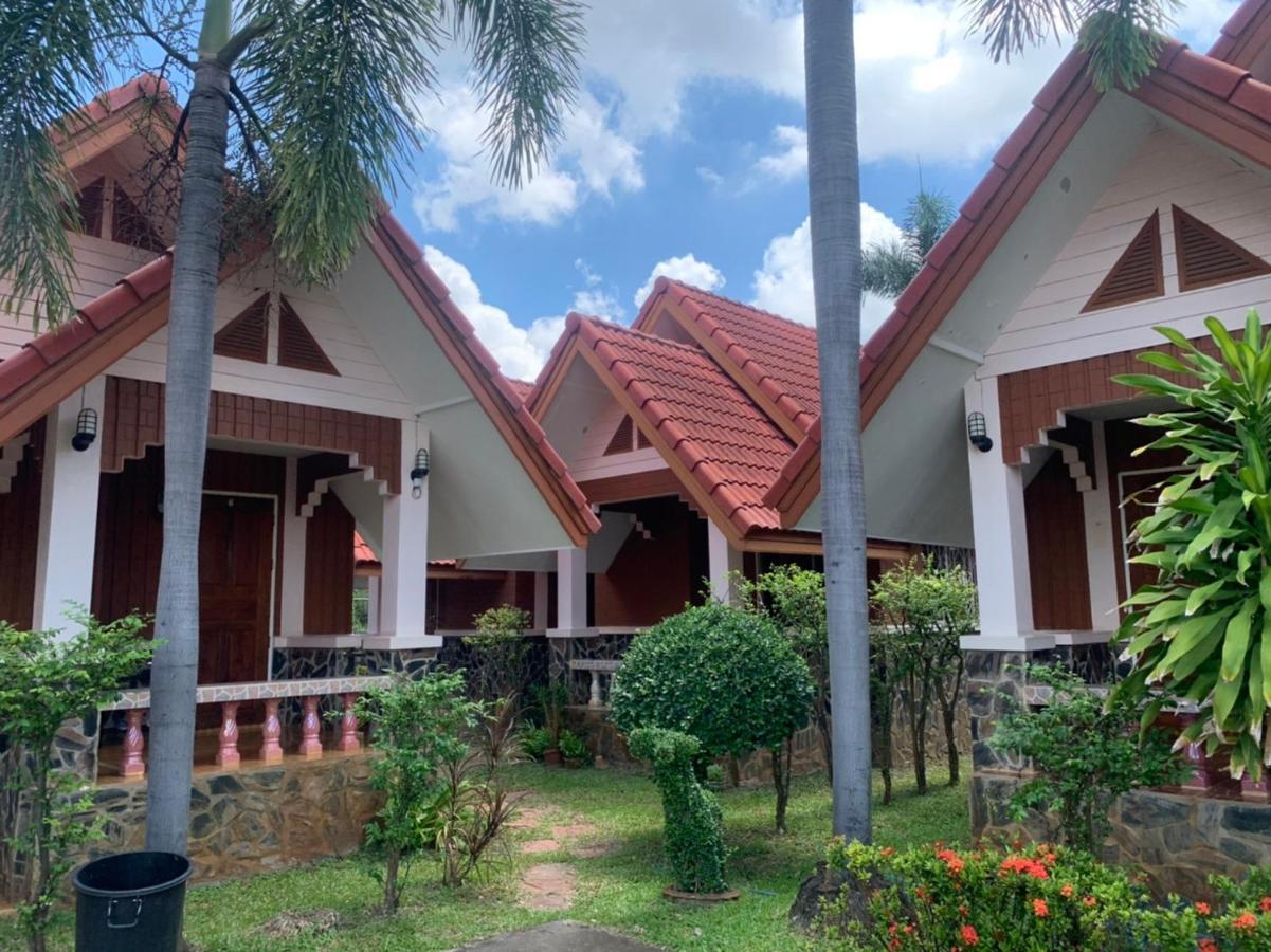 Bunraksa Resort Kamphaeng Phet Esterno foto