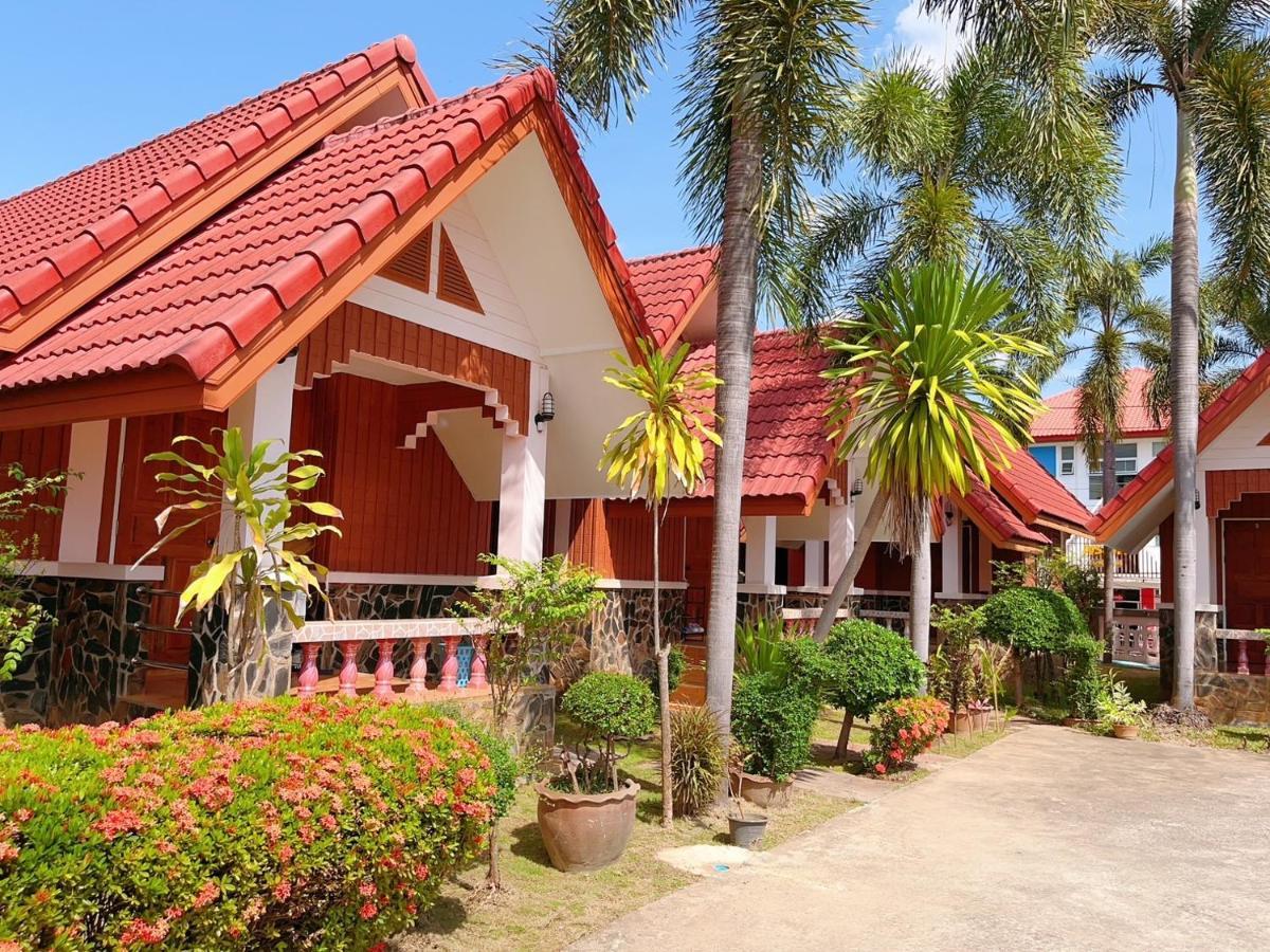 Bunraksa Resort Kamphaeng Phet Esterno foto