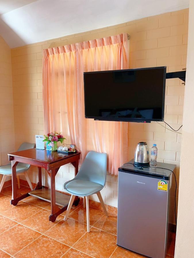 Bunraksa Resort Kamphaeng Phet Esterno foto