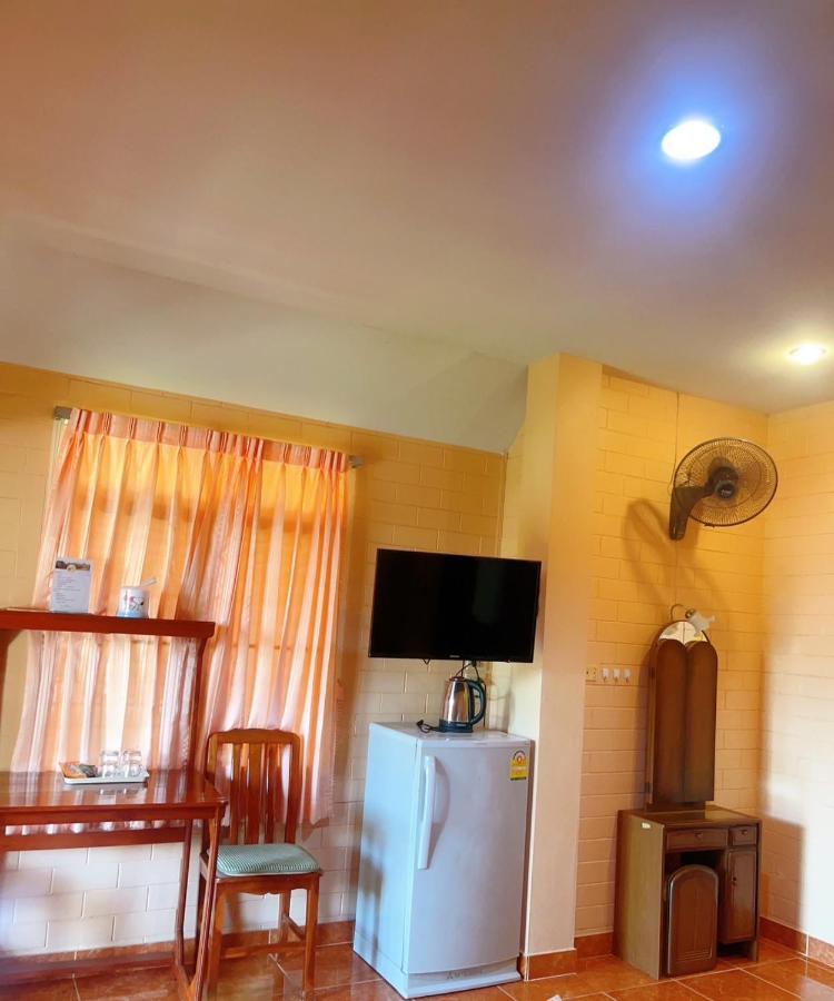 Bunraksa Resort Kamphaeng Phet Esterno foto